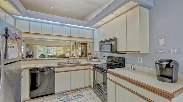 Image 16 of 43 For 5905 Doral Drive