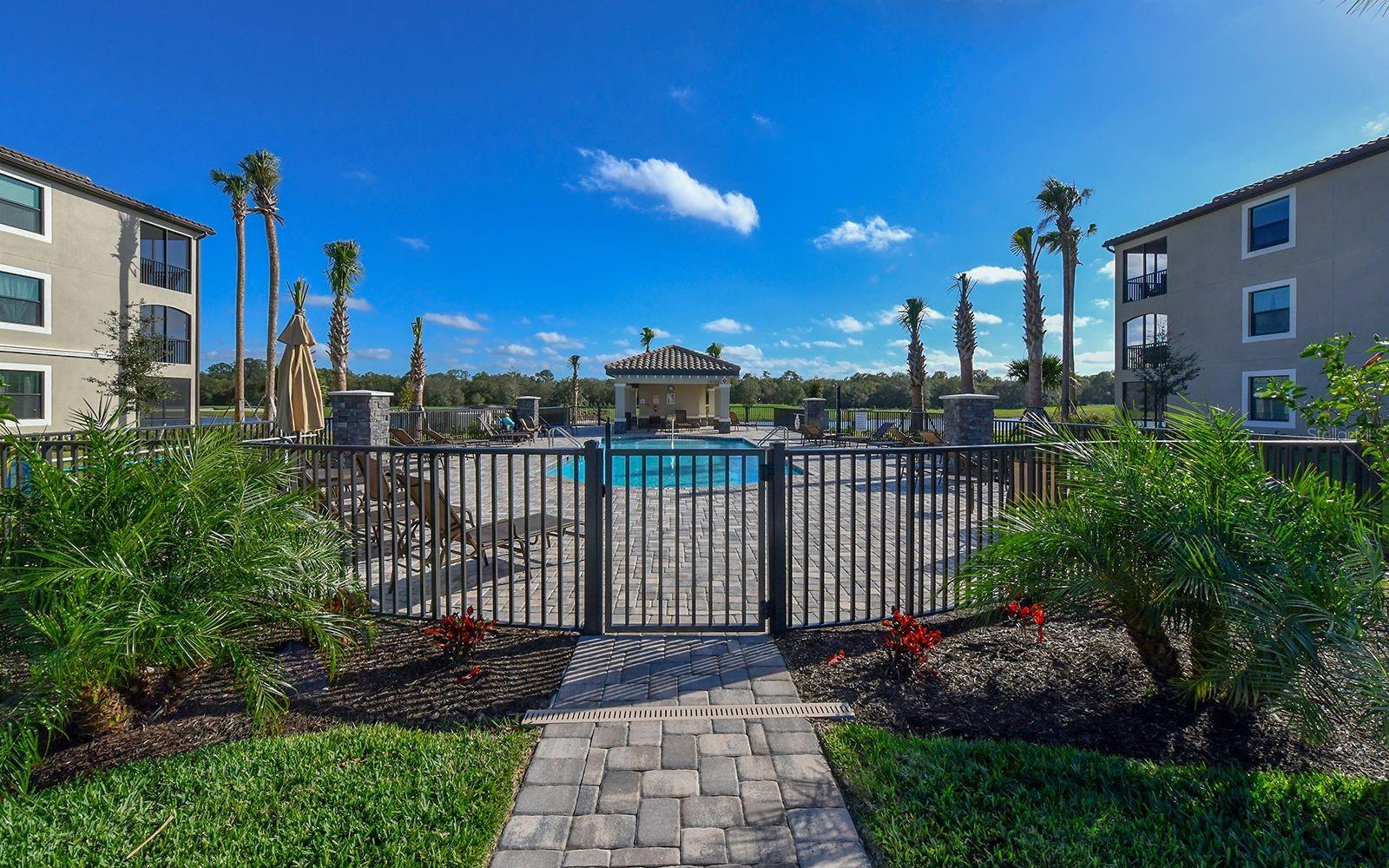 Image 26 of 59 For 18008 Gawthrop Drive 104