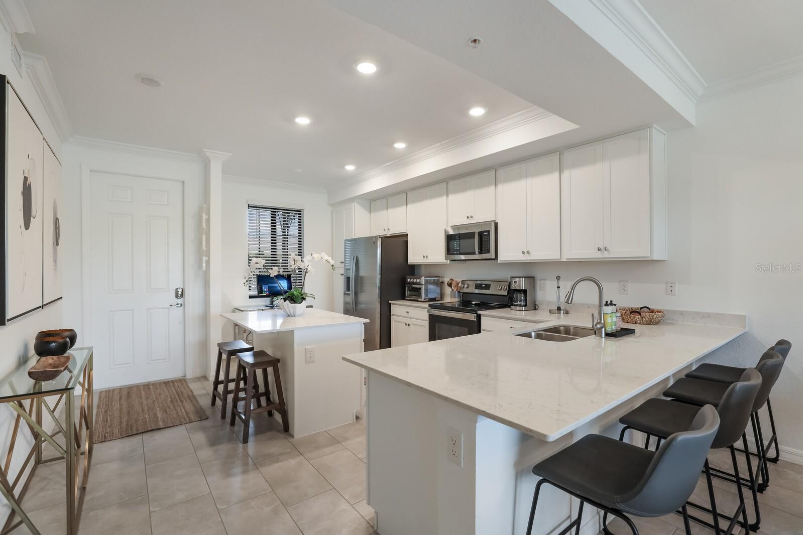 Image 4 of 59 For 18008 Gawthrop Drive 104