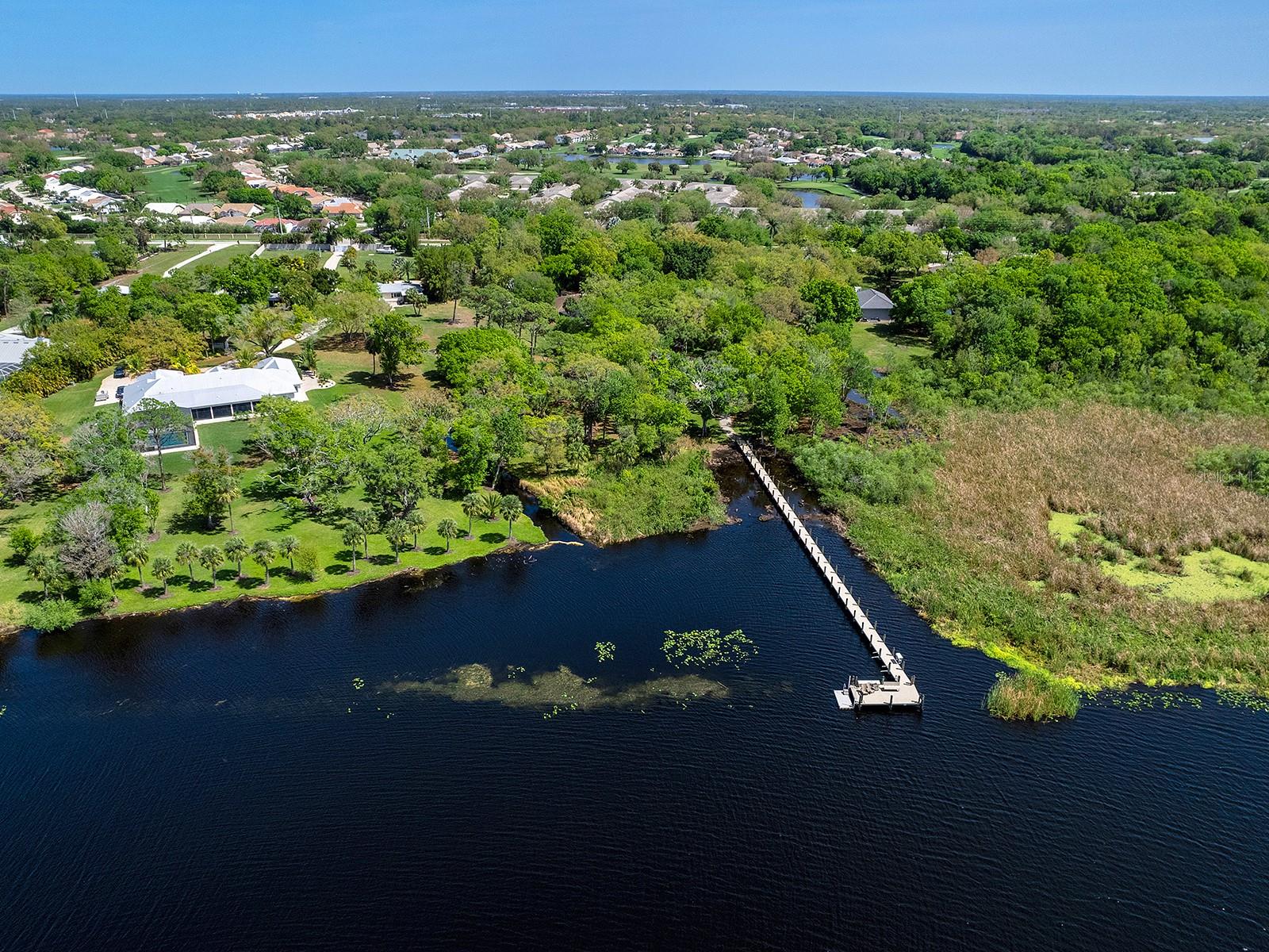 Listing photo id 3 for Braden River Road