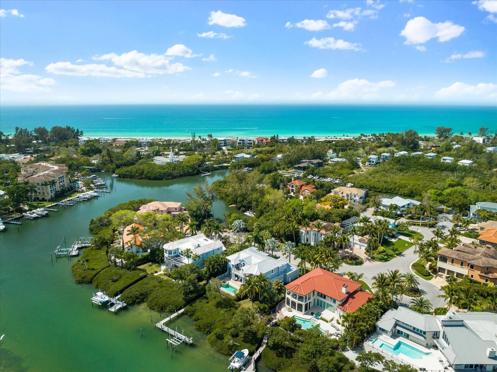 Listing photo id 86 for 757 Hideaway Bay Drive