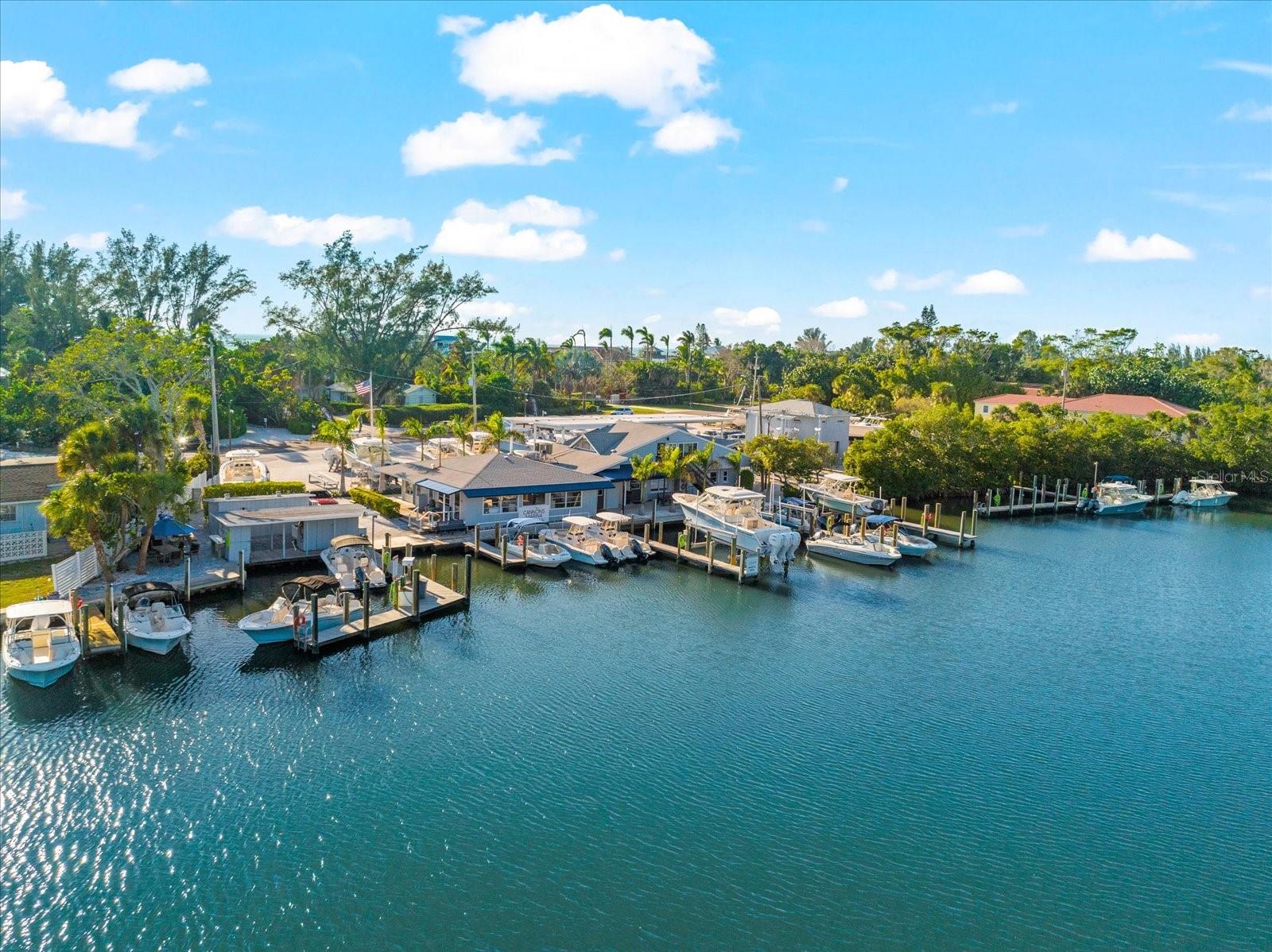 Listing photo id 89 for 757 Hideaway Bay Drive