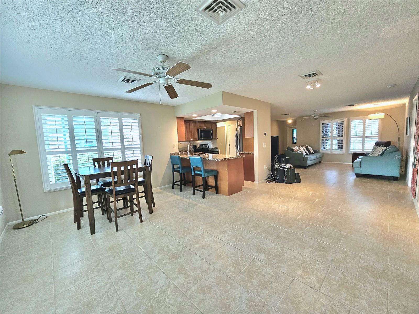 Image 21 of 37 For 9390 Gulfstream Boulevard