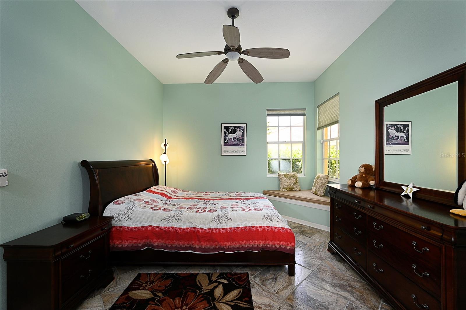 Listing photo id 10 for 3718 Boca Pointe Drive