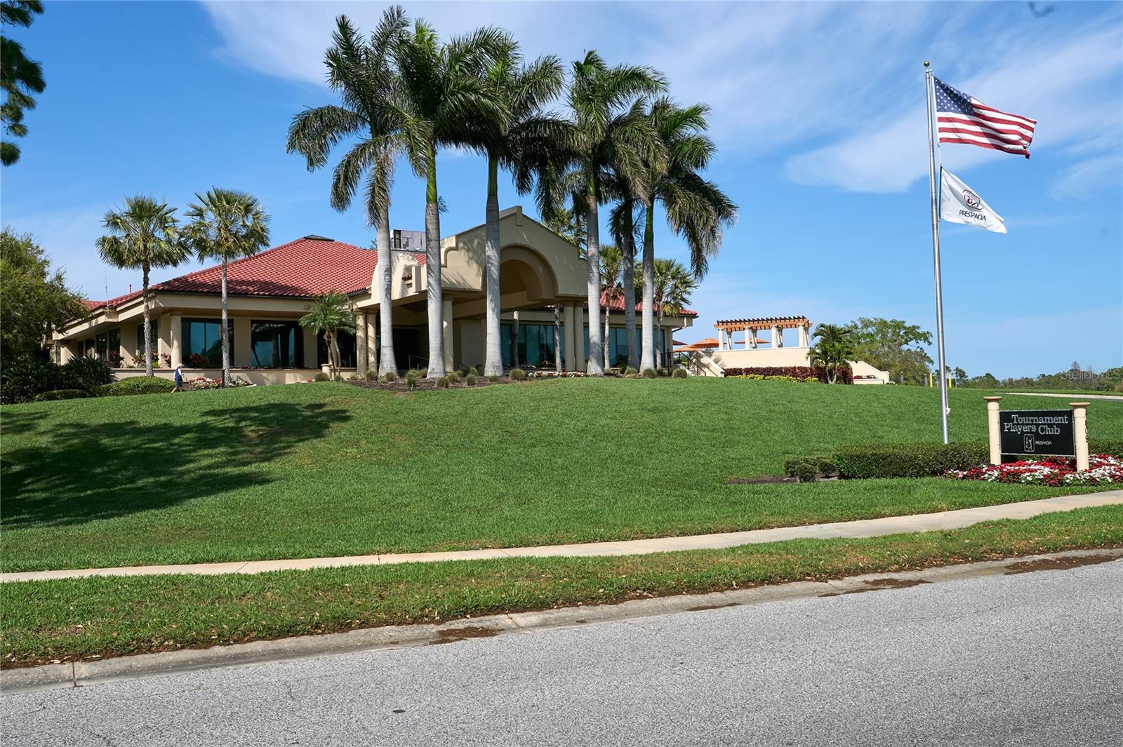 Listing photo id 37 for 3718 Boca Pointe Drive