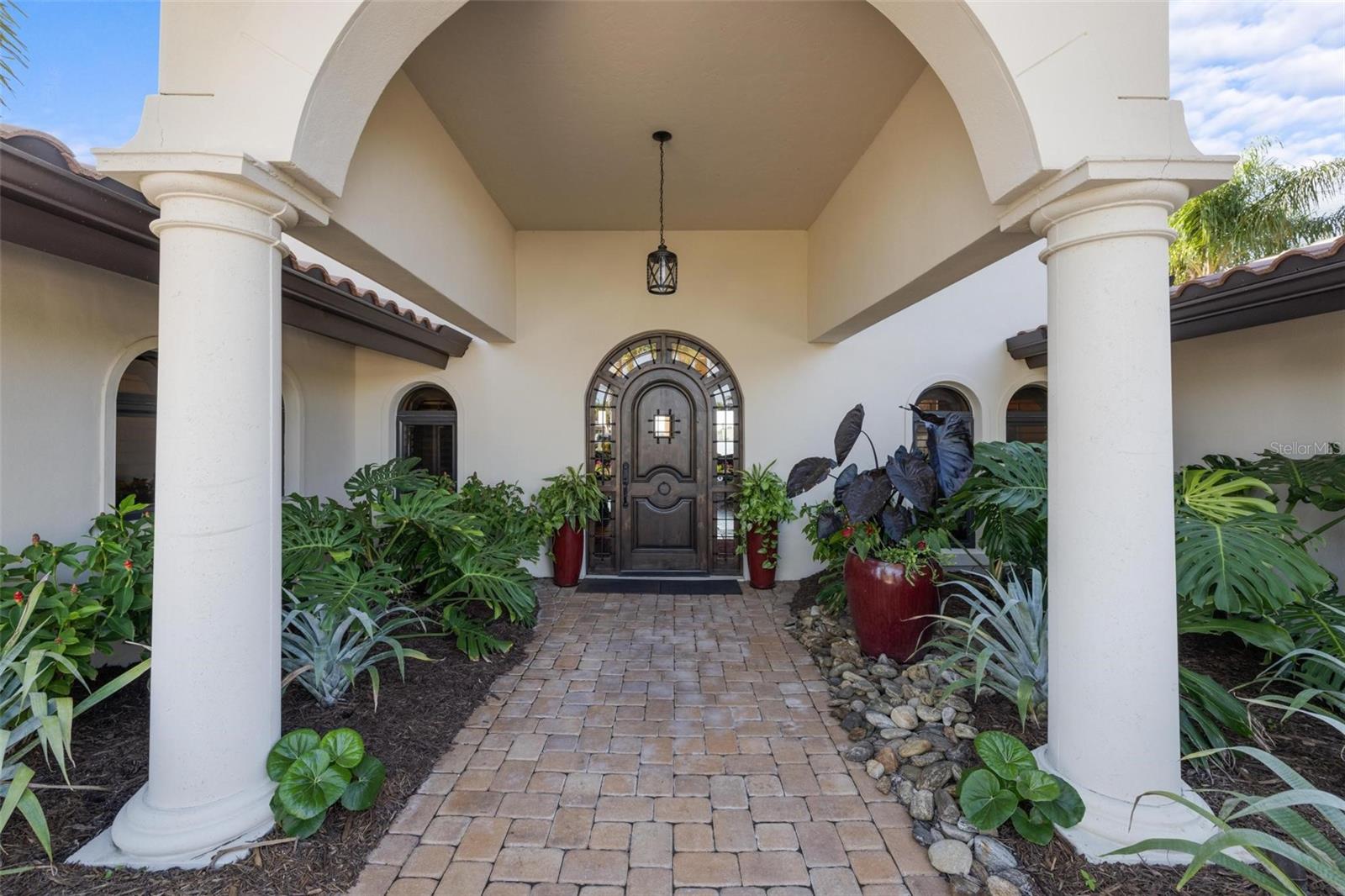 Listing photo id 11 for 3576 San Remo Terrace