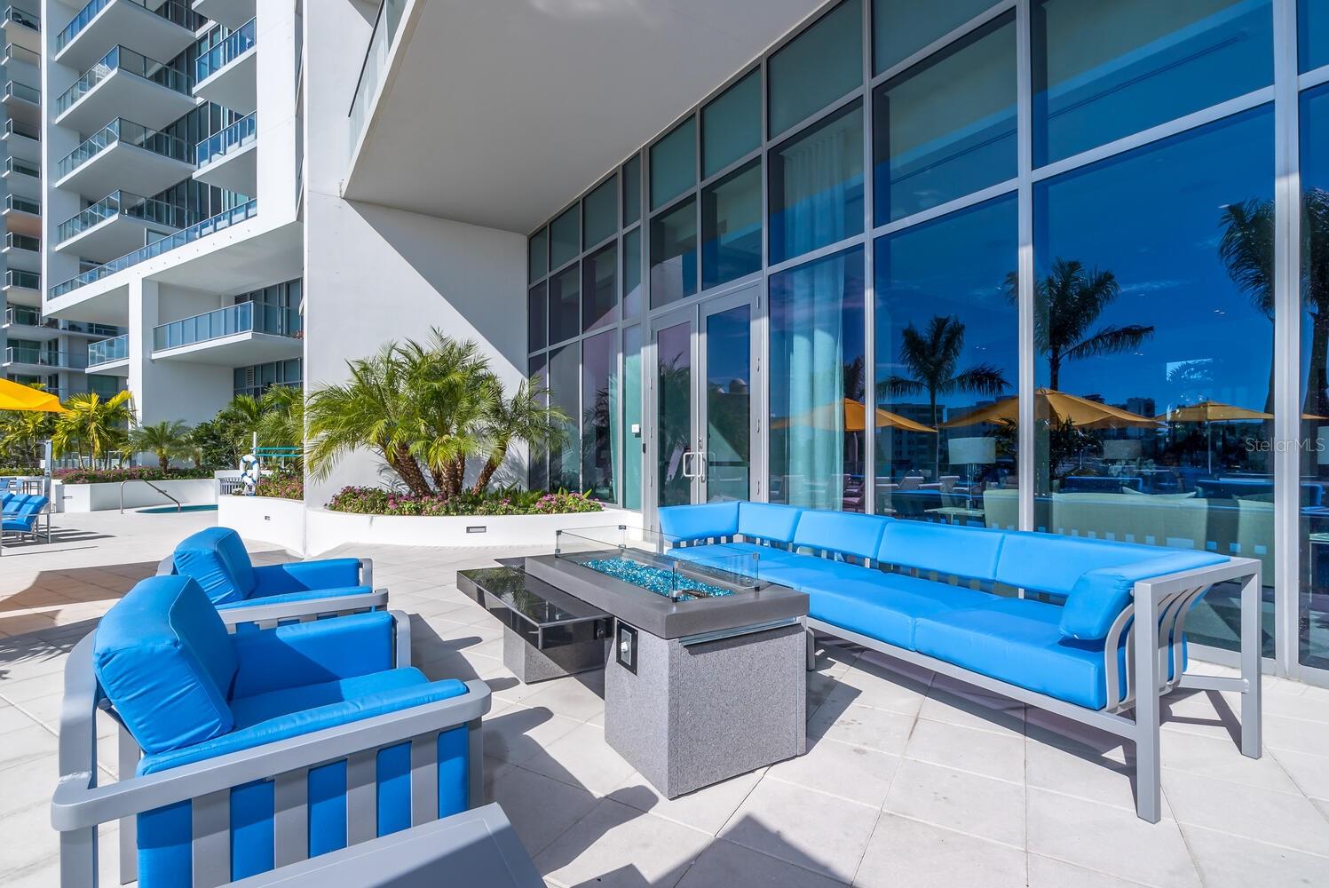 Listing photo id 58 for 1155 Gulfstream Avenue 406