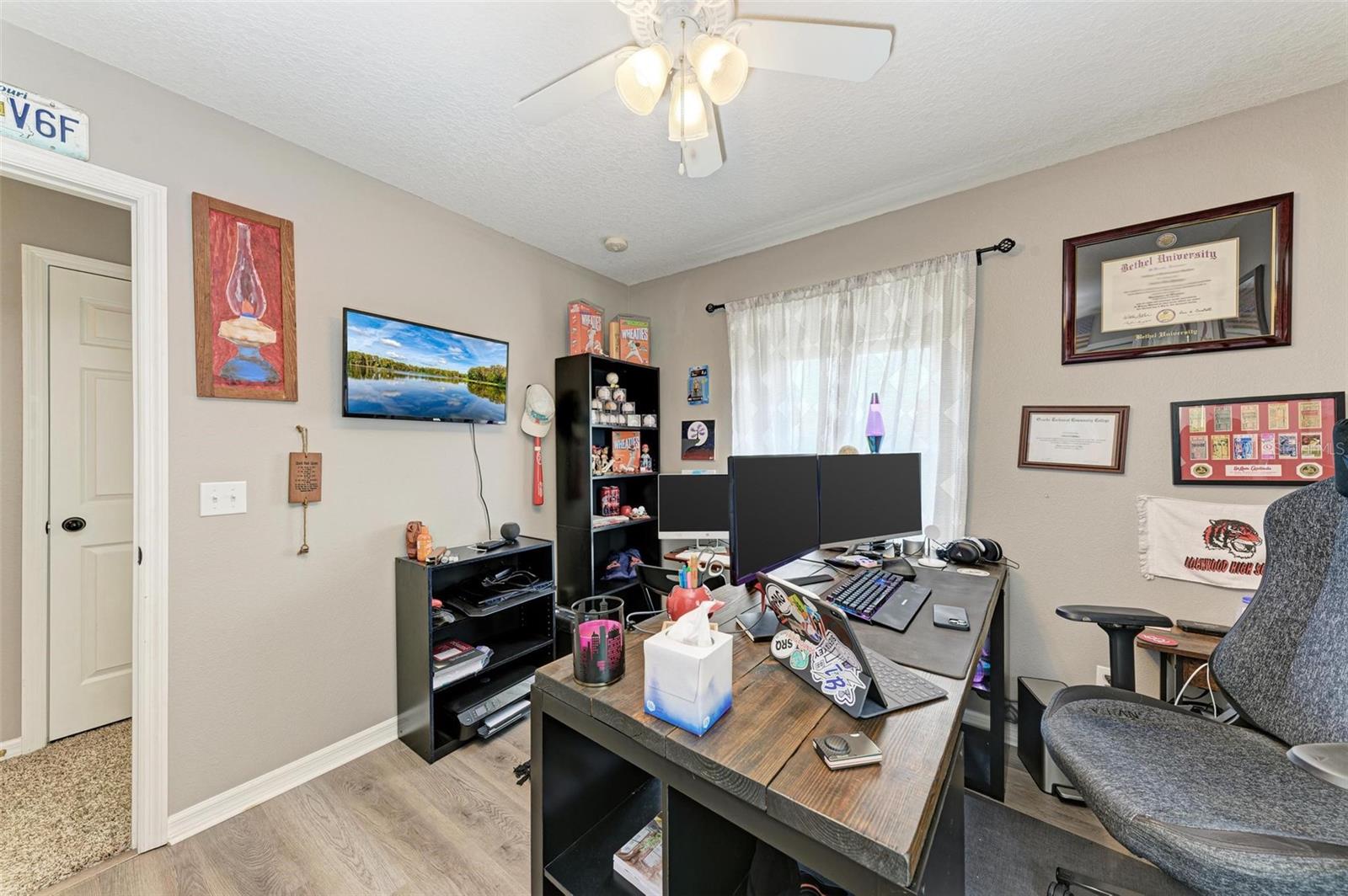 Image 33 of 41 For 7344 Black Walnut Way 4601