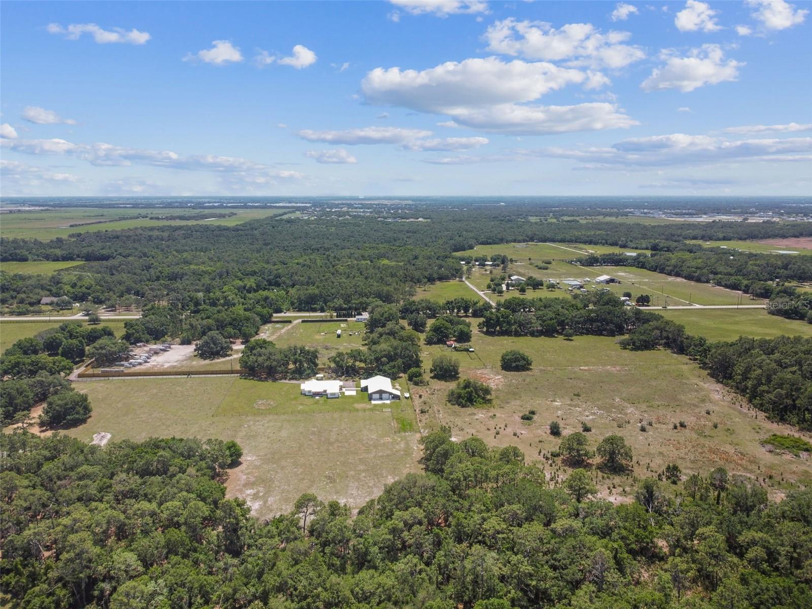 Listing photo id 26 for 18050 State Road 62