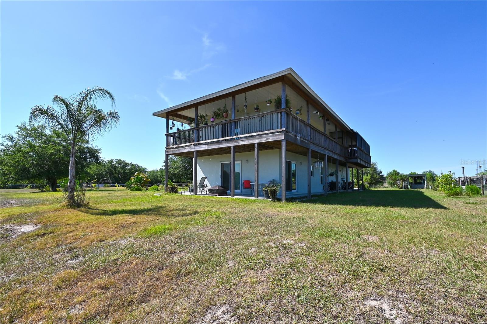 Listing photo id 9 for 651 Deer Hammock Road