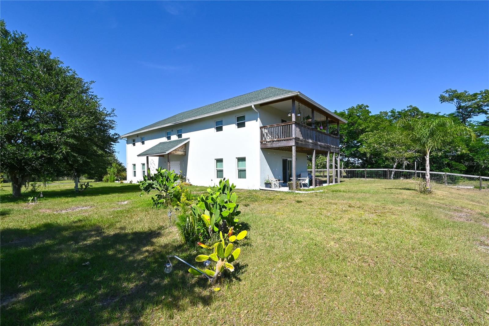 Listing photo id 77 for 651 Deer Hammock Road