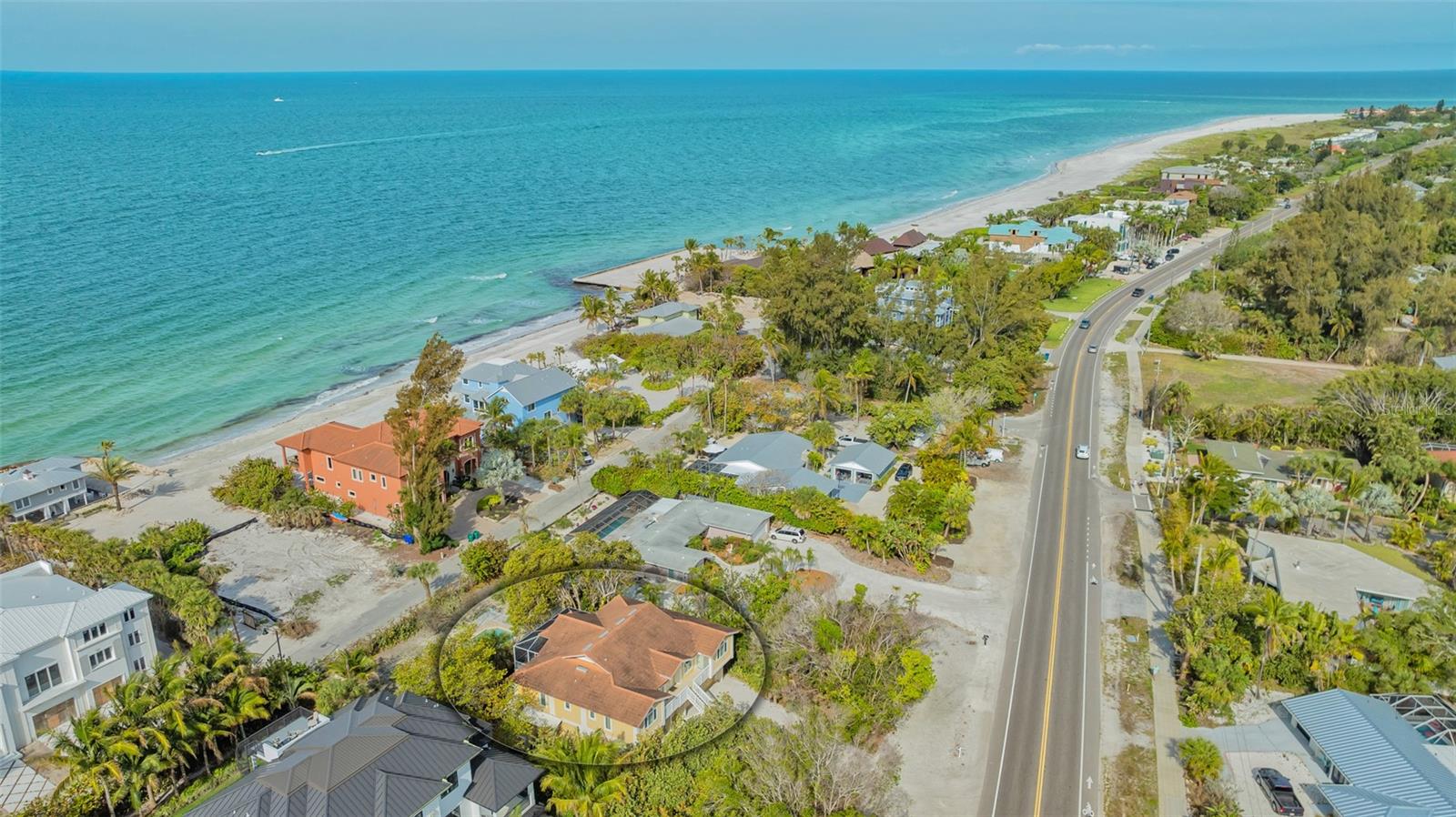 Listing photo id 36 for 6537 Gulf Of Mexico Drive