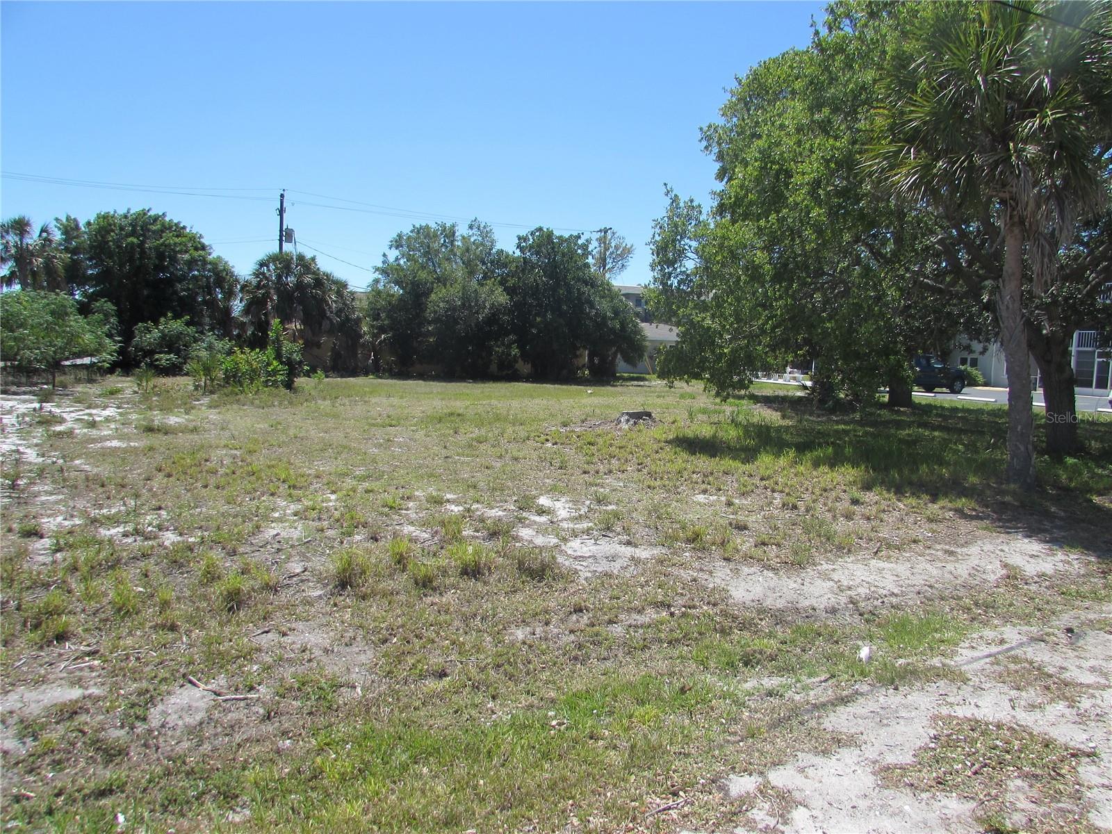 Image 15 of 22 For 648 Guild Drive