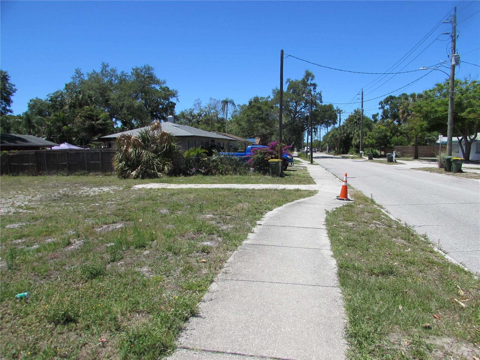 Image 6 of 19 For 1754 10th Street