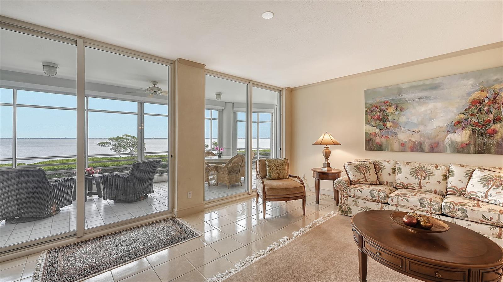 Image 11 of 53 For 2450 Harbourside Drive 212