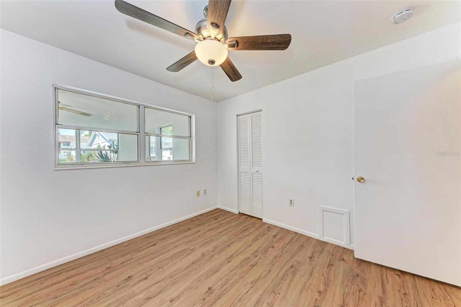 Image 21 of 38 For 5987 Coral Way