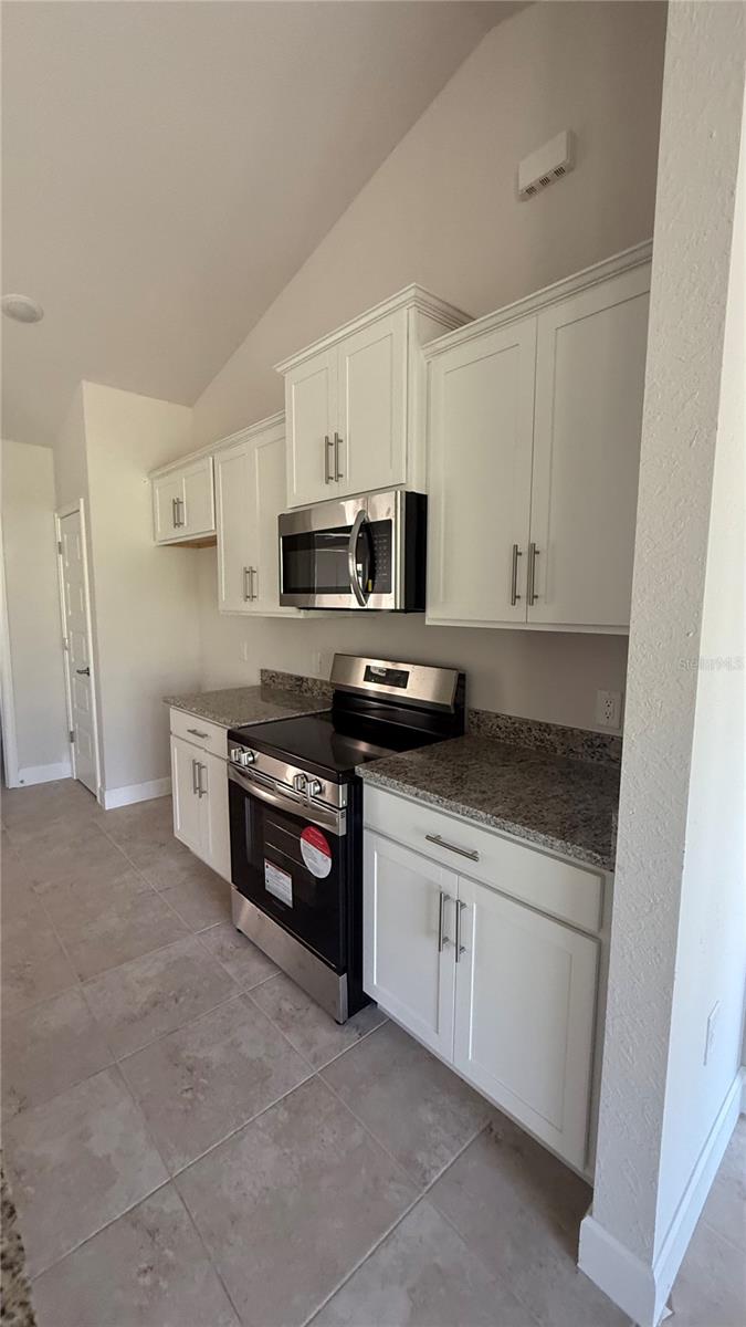 Image 3 of 5 For 2593 Englewood Road