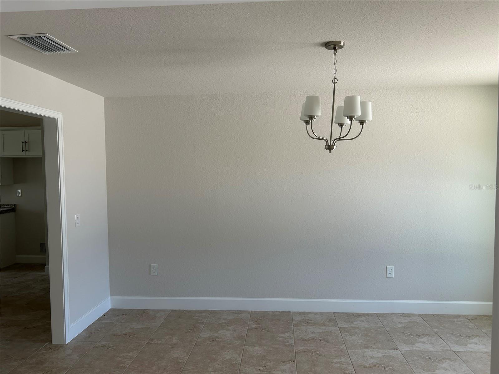 Image 5 of 21 For 2679 Englewood Road