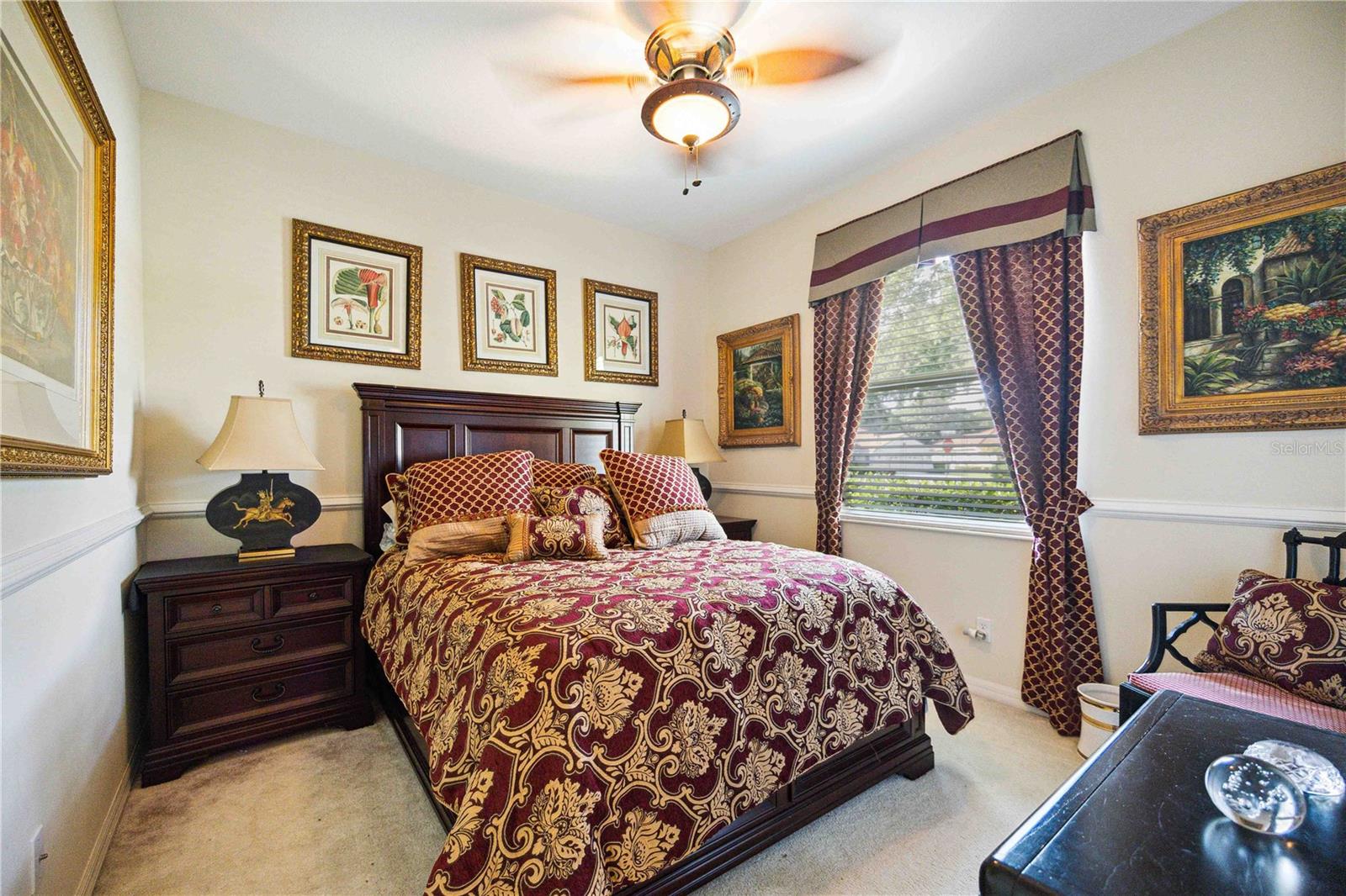 Listing photo id 27 for 4812 Carrington Circle