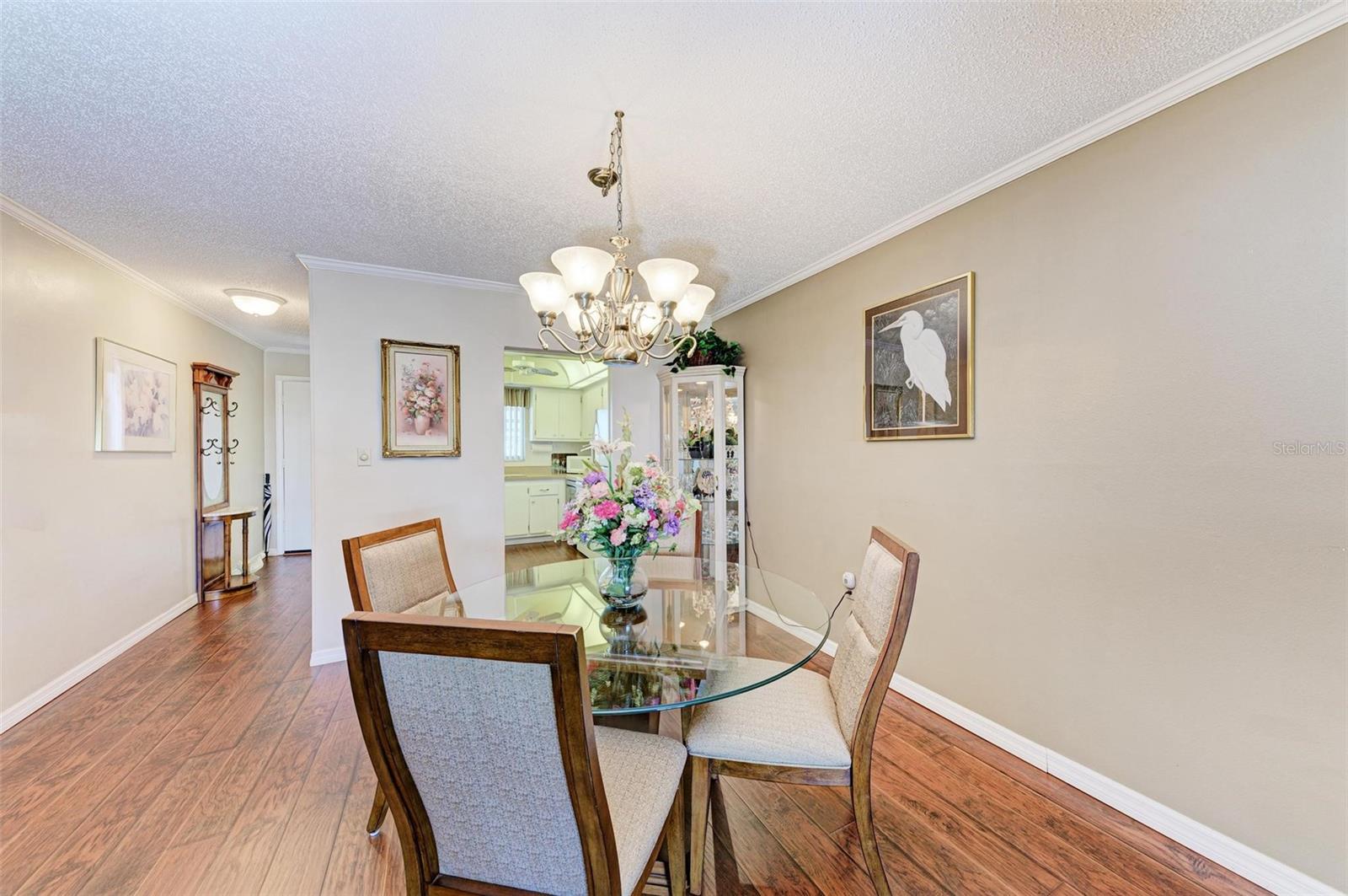 Image 11 of 45 For 3839 Lake Bayshore Drive H516