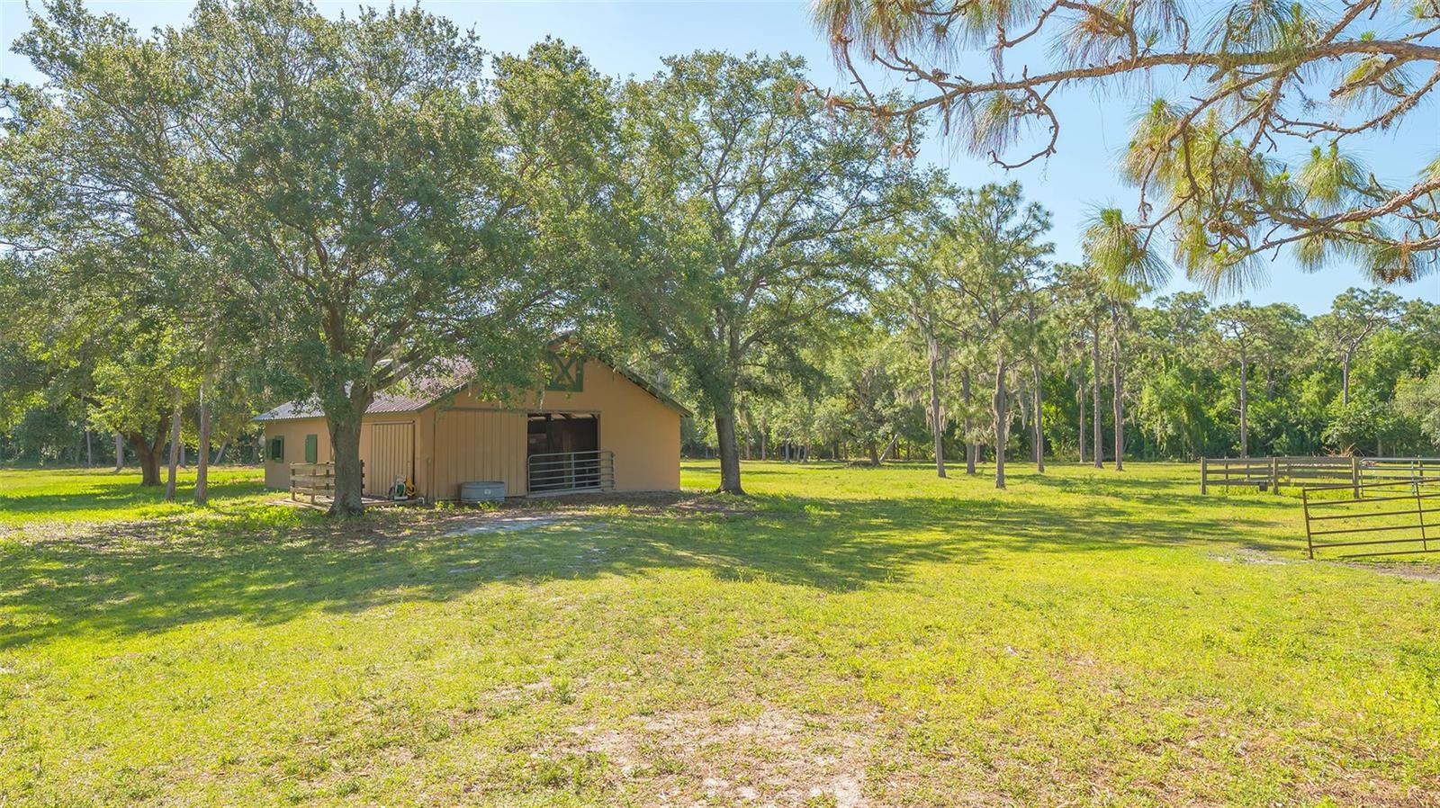 Image 84 of 98 For 6915 215th Street E