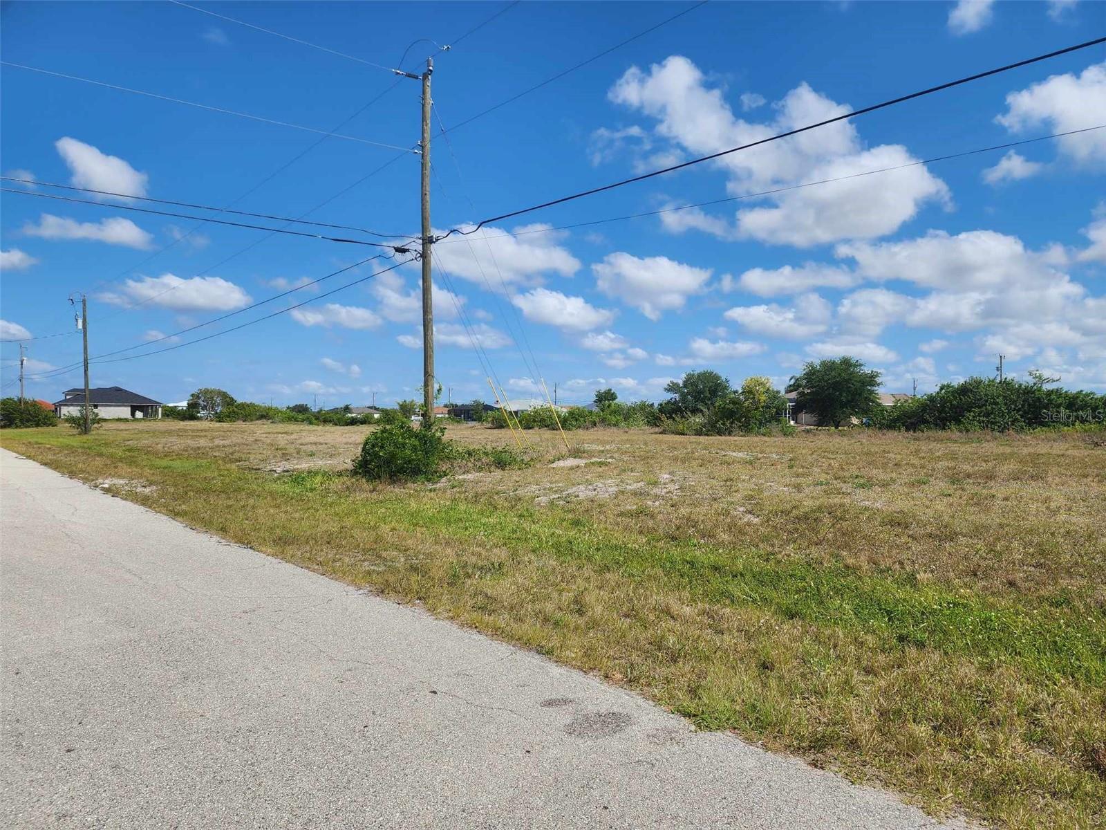 Details for 1212 13th Terrace, CAPE CORAL, FL 33993