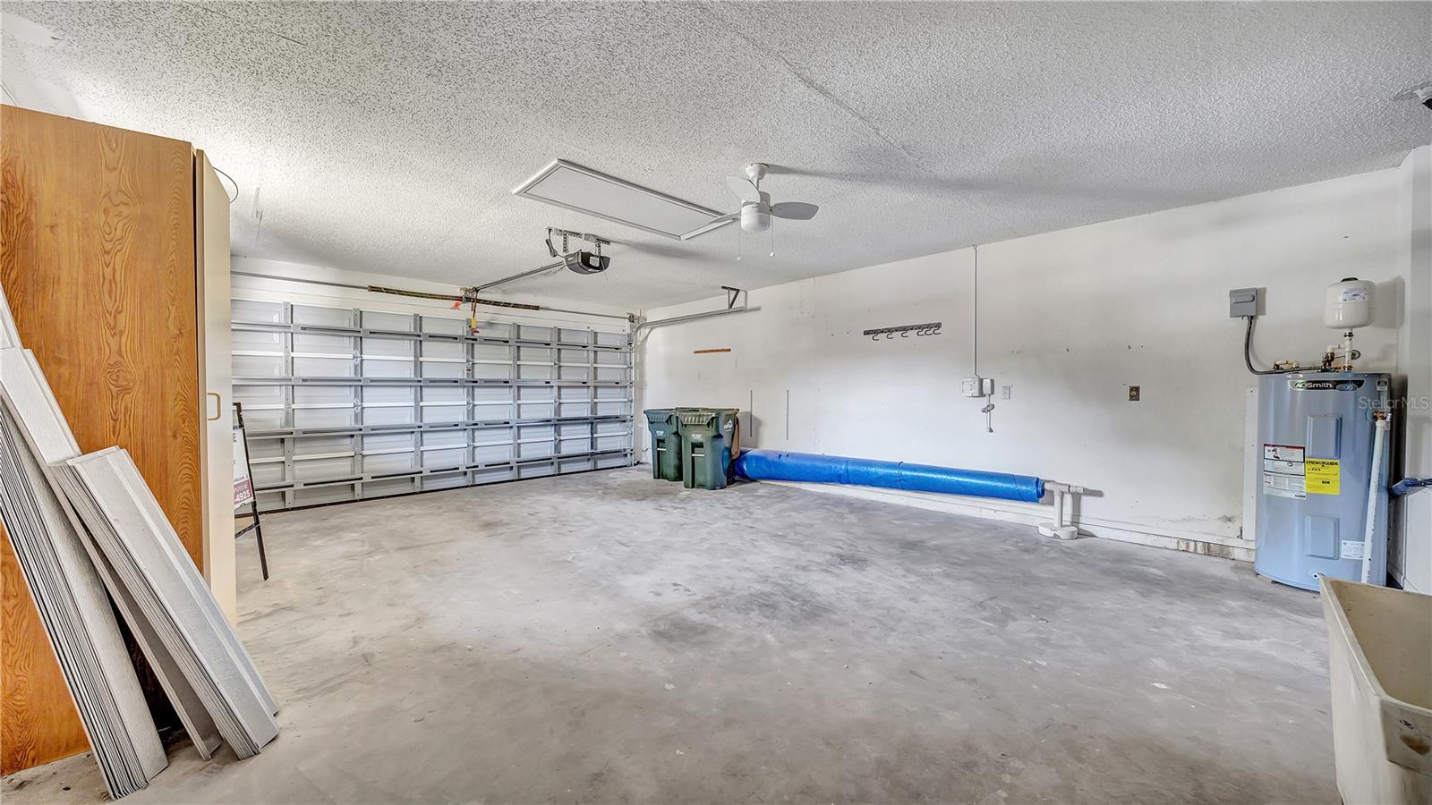 Listing photo id 20 for 3871 Fontainebleau Street