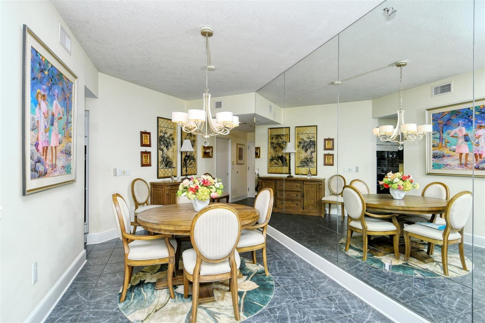 Listing photo id 10 for 3070 Grand Bay Boulevard 625