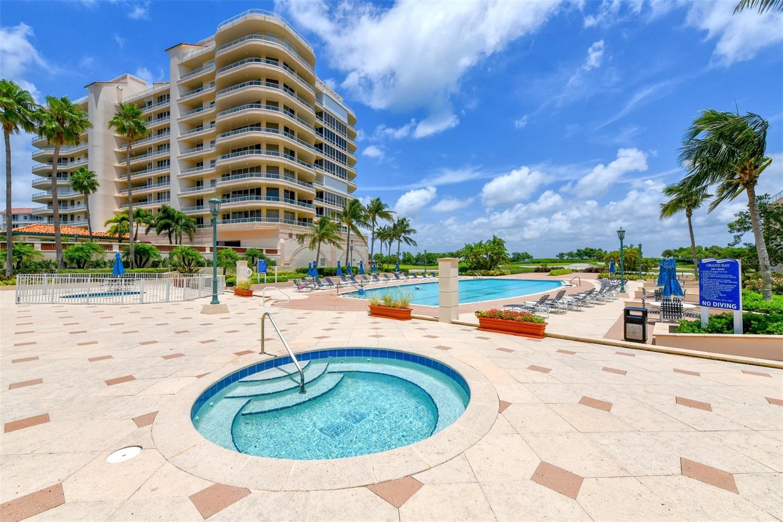 Listing photo id 24 for 3070 Grand Bay Boulevard 625