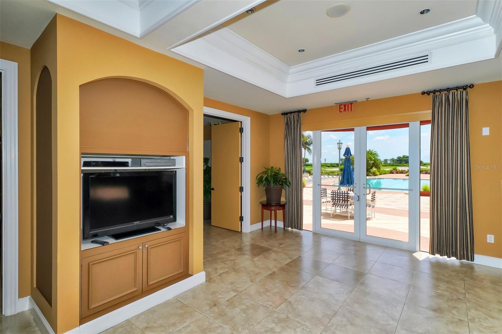 Listing photo id 29 for 3070 Grand Bay Boulevard 625