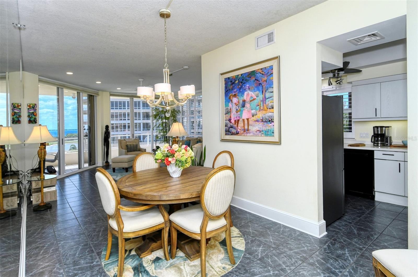 Listing photo id 5 for 3070 Grand Bay Boulevard 625