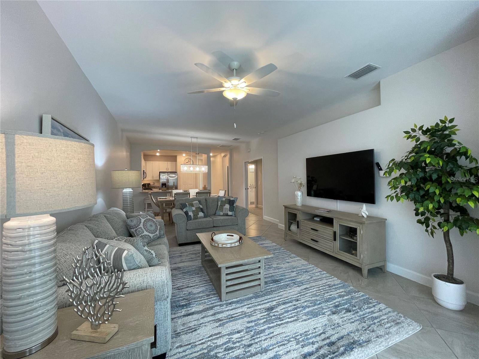 Listing photo id 22 for 15950 Clear Skies Place