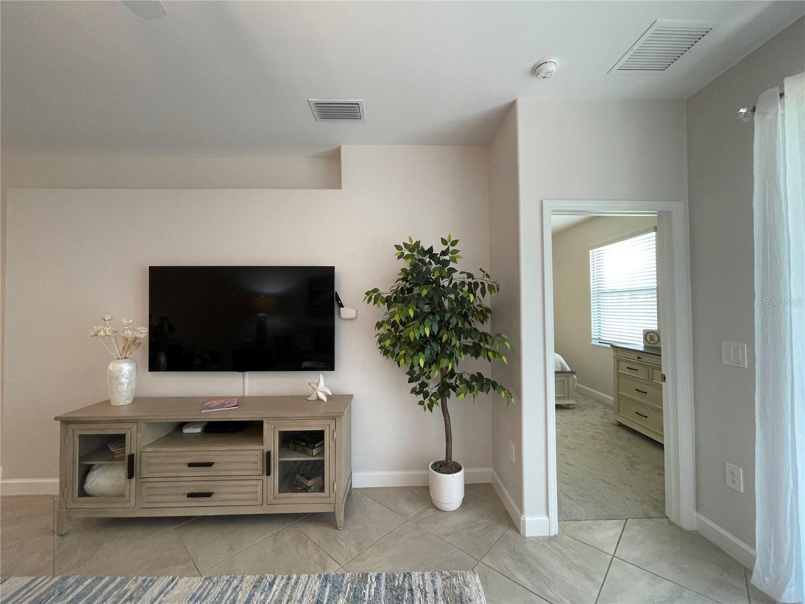 Listing photo id 29 for 15950 Clear Skies Place