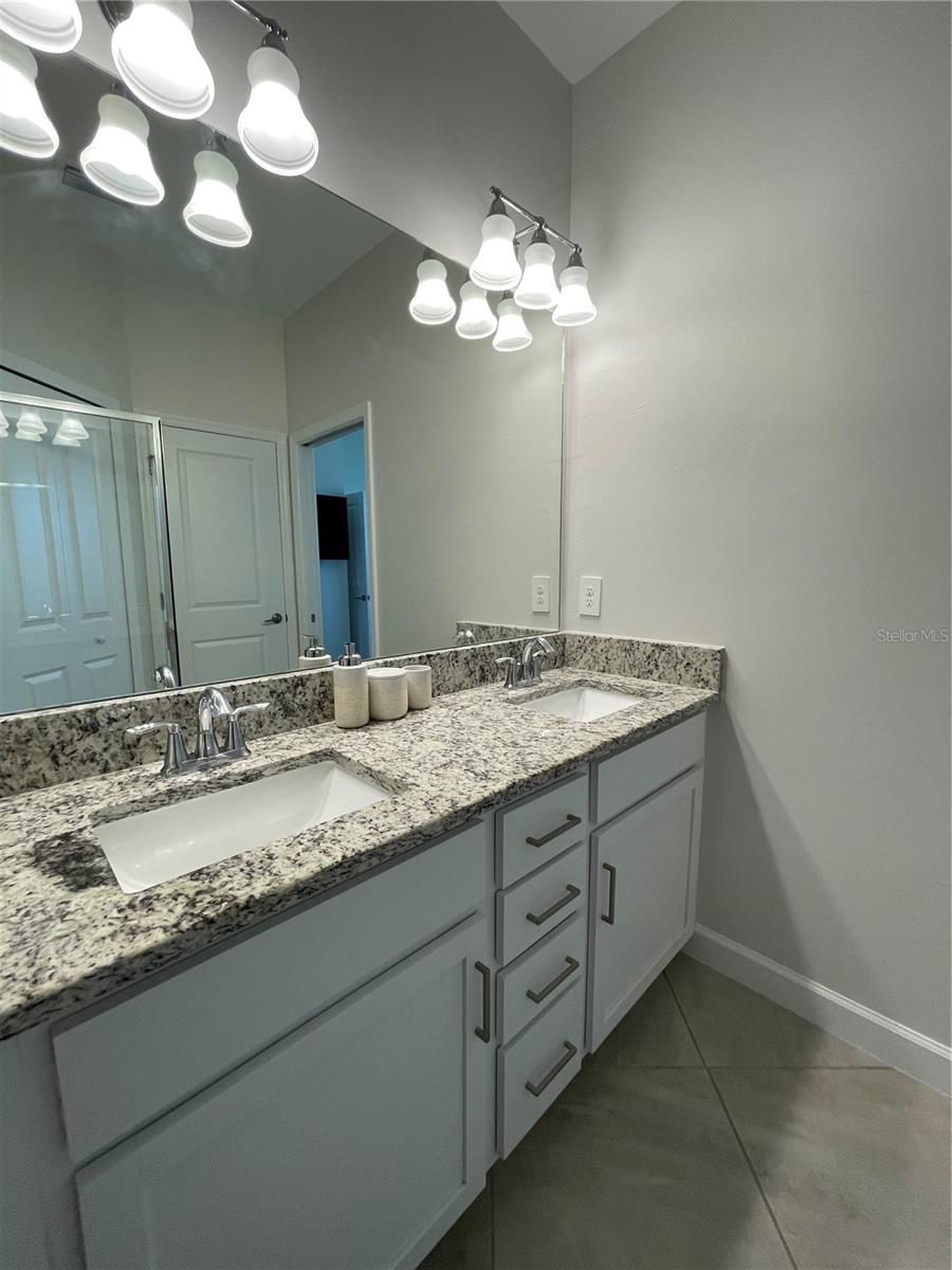 Listing photo id 38 for 15950 Clear Skies Place