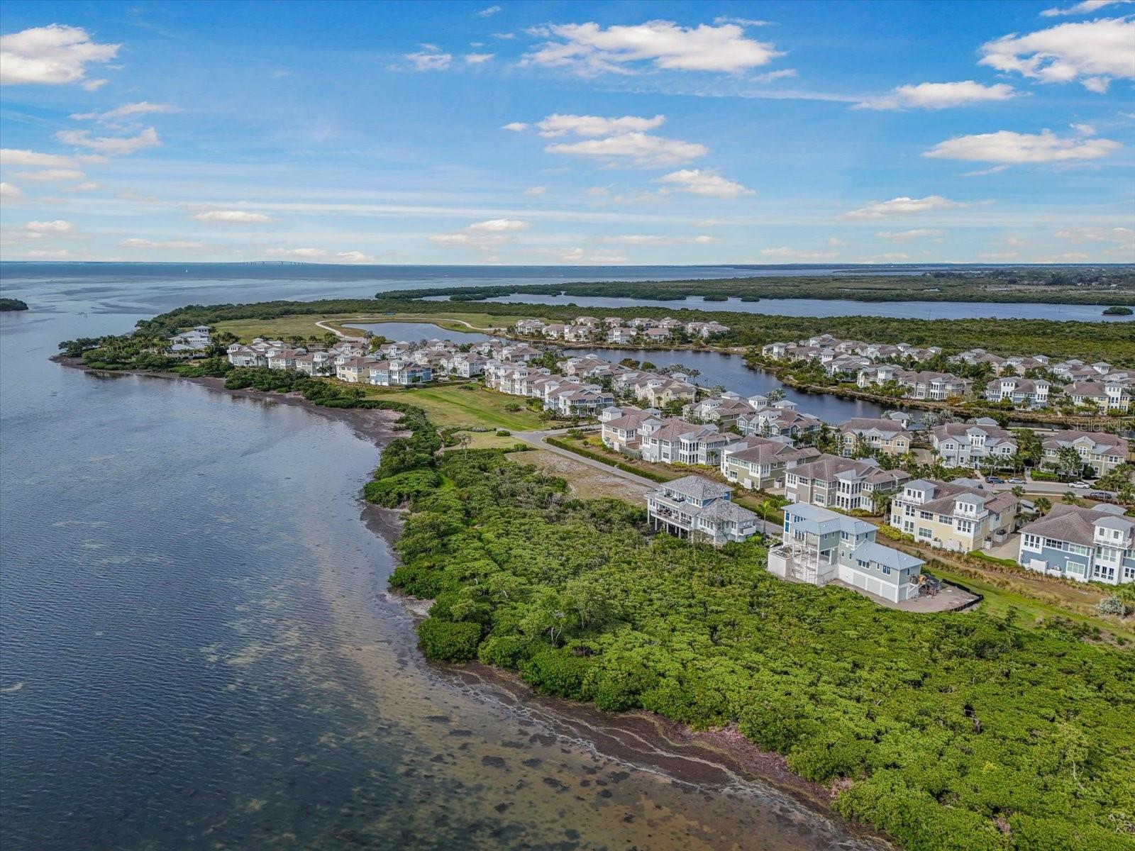 Image 58 of 77 For 332 Harbour Sound Court