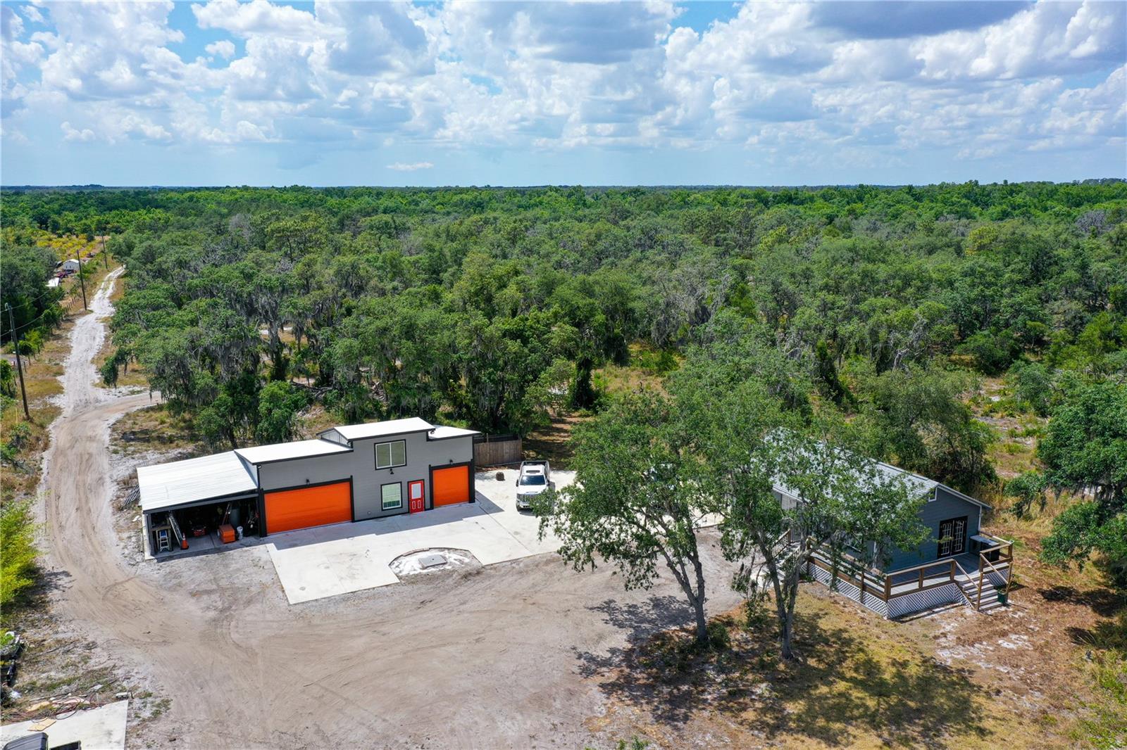 Listing photo id 1 for 6010 Wauchula Road