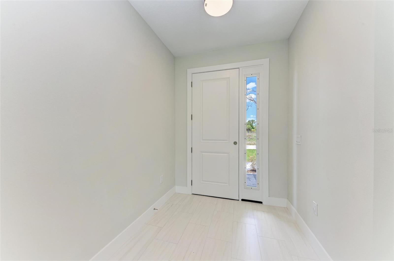 Image 7 of 43 For 8380 Malcolm Avenue