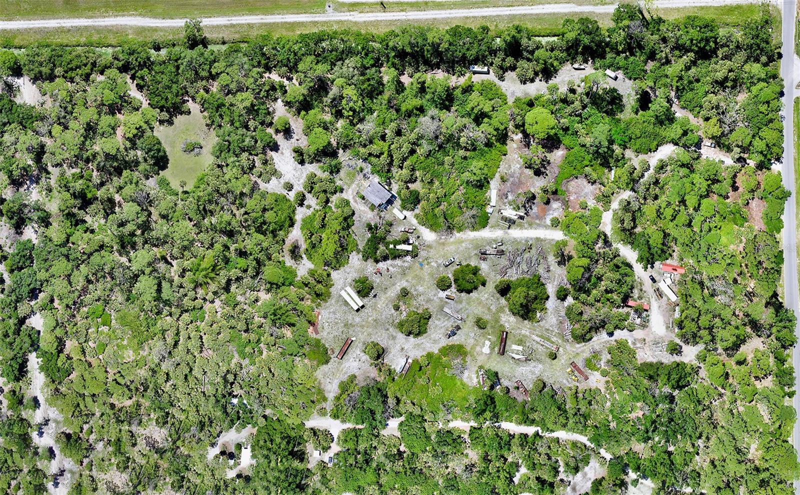 Image 13 of 15 For 400 S Havana Rd