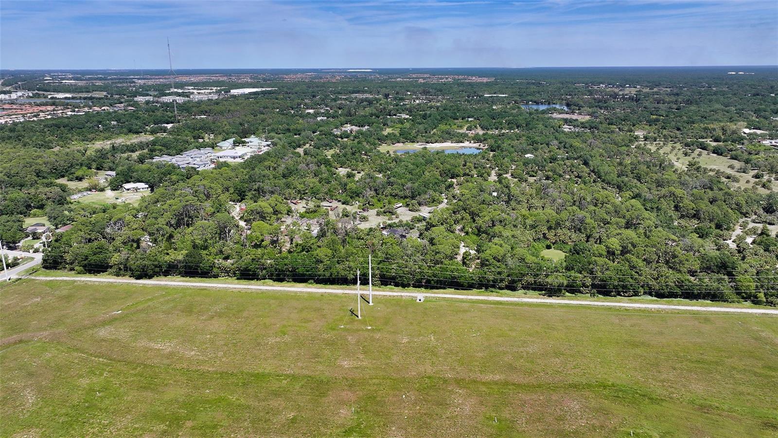 Image 8 of 15 For 400 S Havana Rd