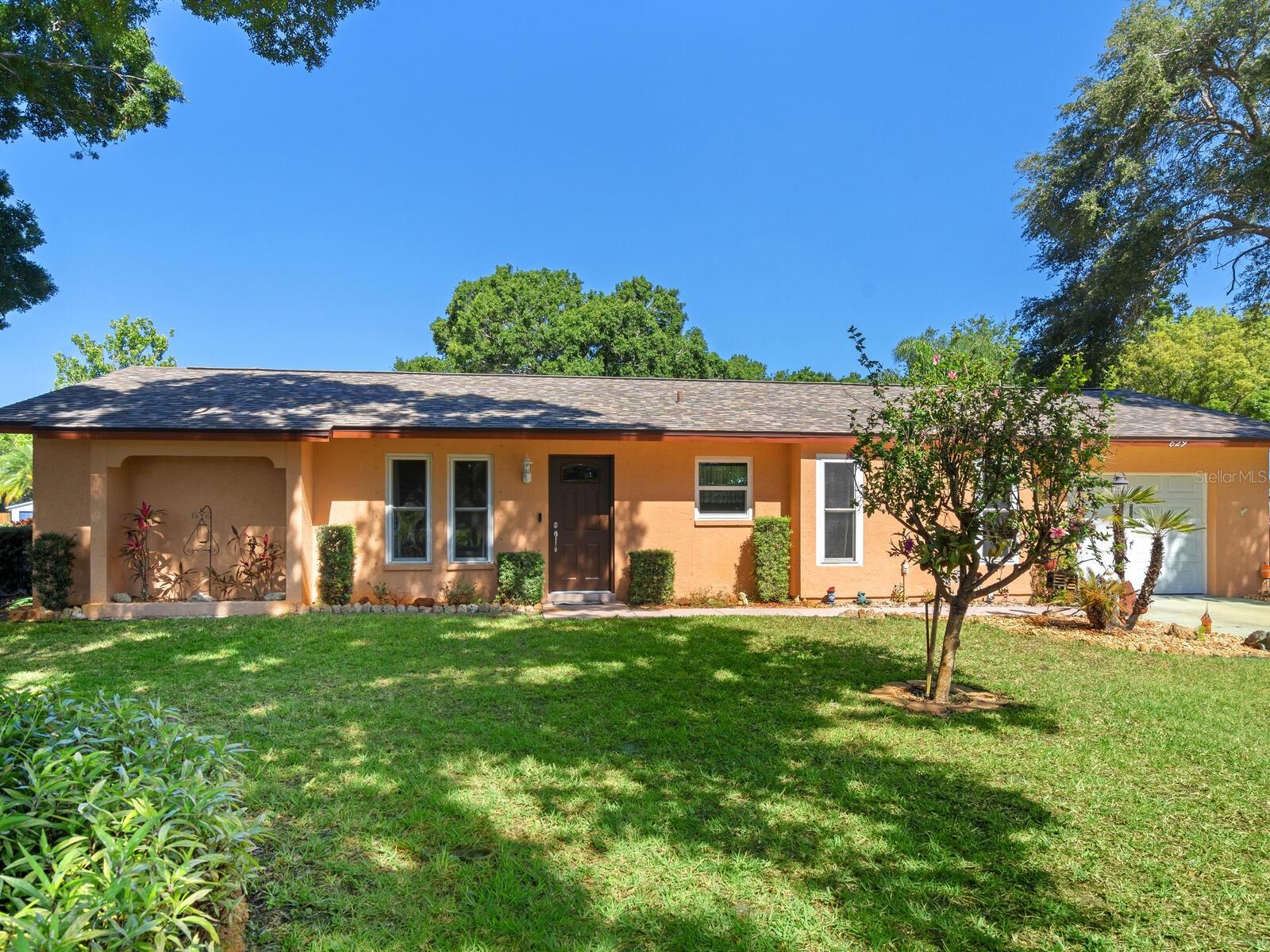 Details for 829 Cypress Wood Lane, SARASOTA, FL 34243