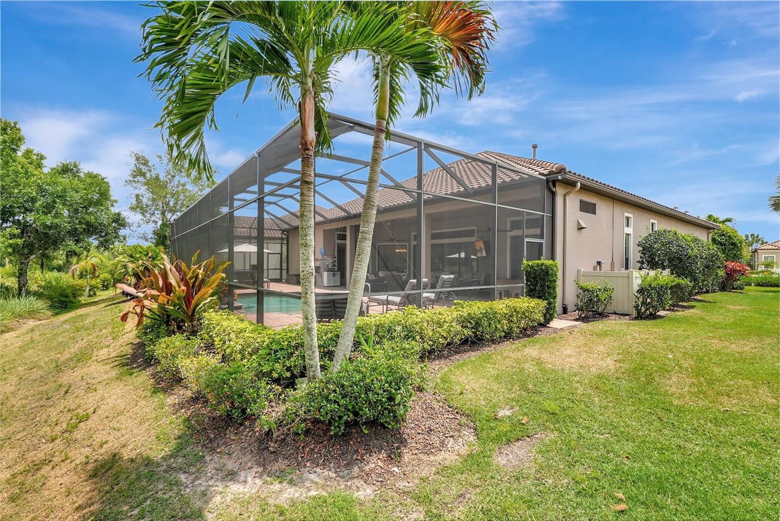 Listing photo id 49 for 13721 Palazzo Terrace