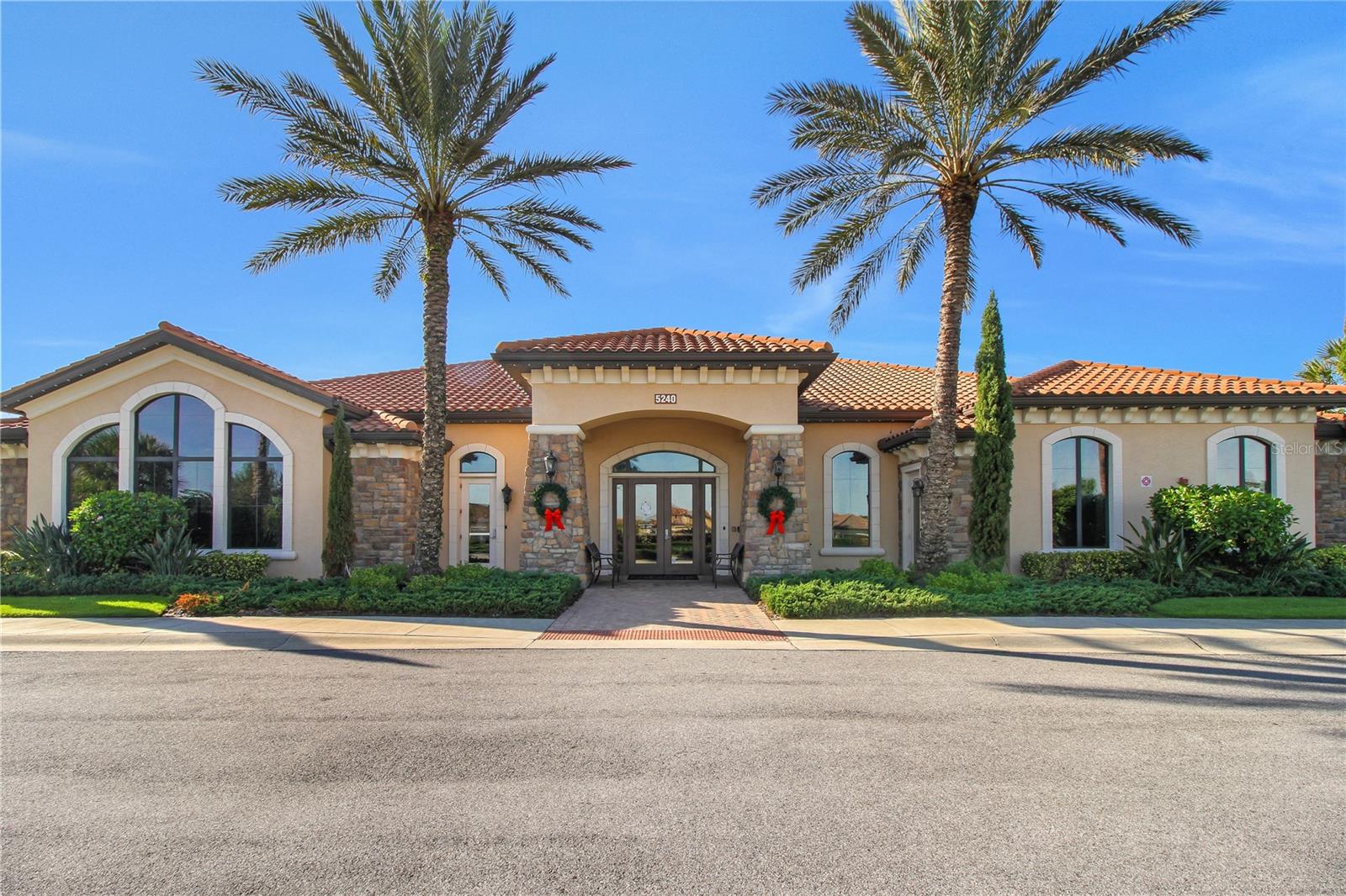 Listing photo id 60 for 13721 Palazzo Terrace