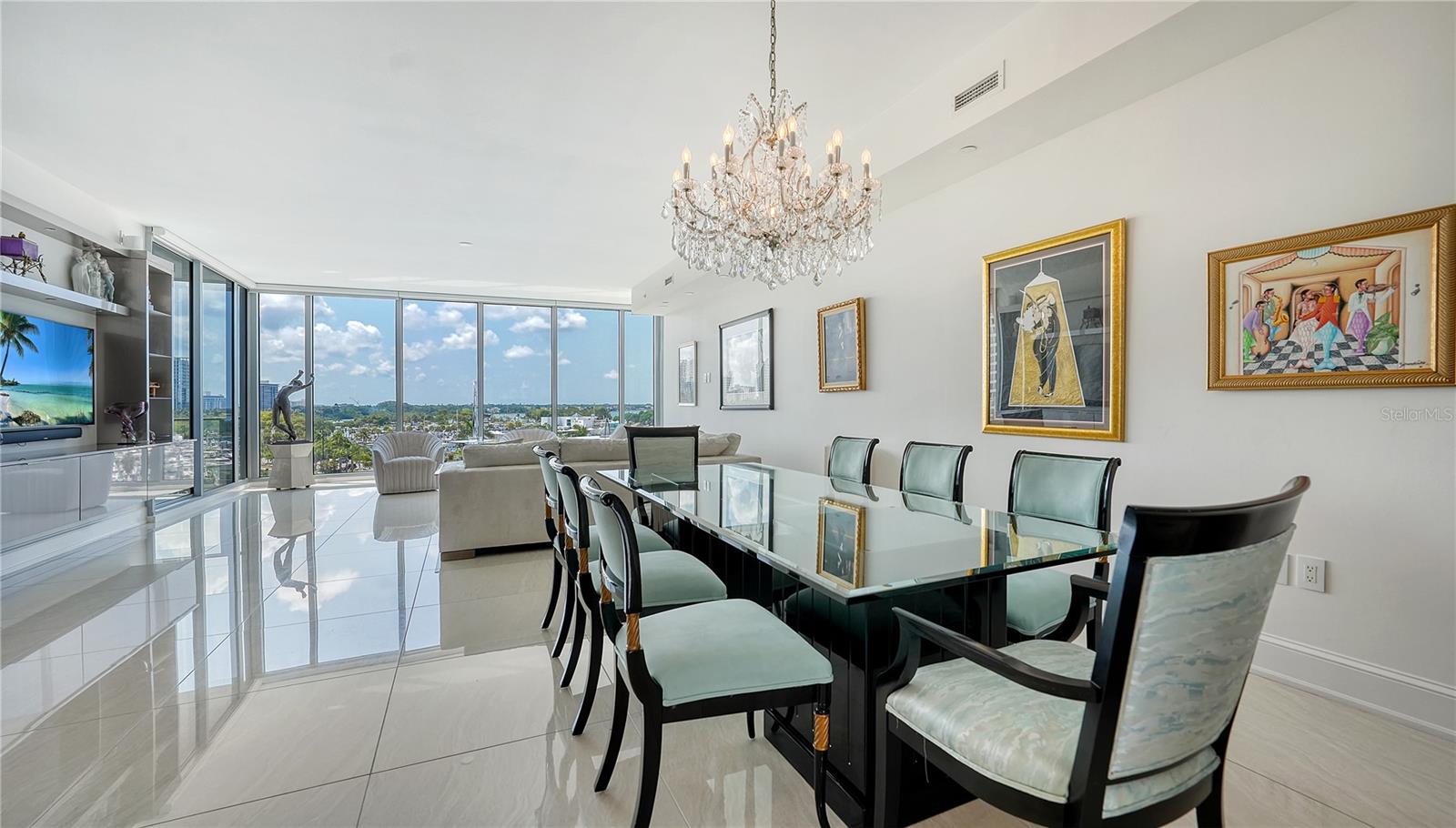 Listing photo id 16 for 1155 Gulfstream Avenue 509