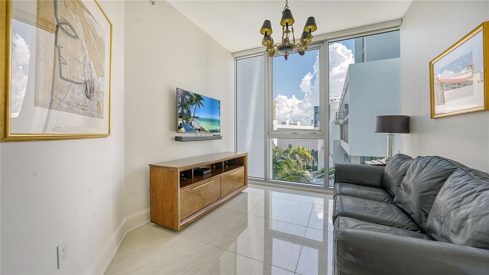 Listing photo id 24 for 1155 Gulfstream Avenue 509