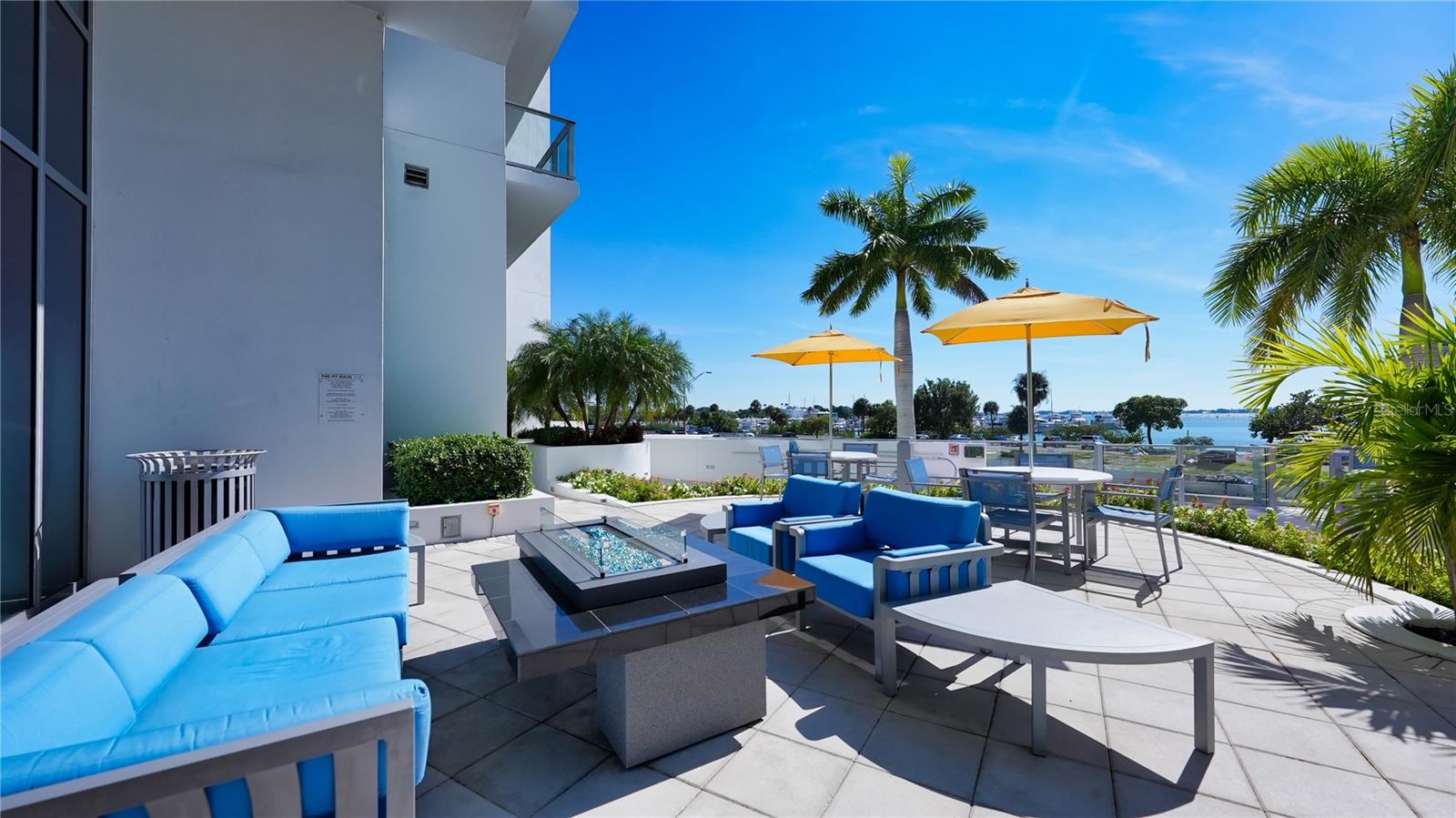 Listing photo id 40 for 1155 Gulfstream Avenue 509