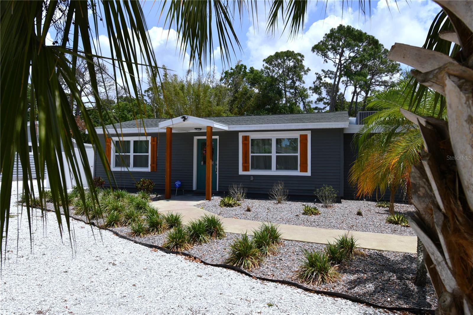 Details for 704 Seeds Avenue, SARASOTA, FL 34237