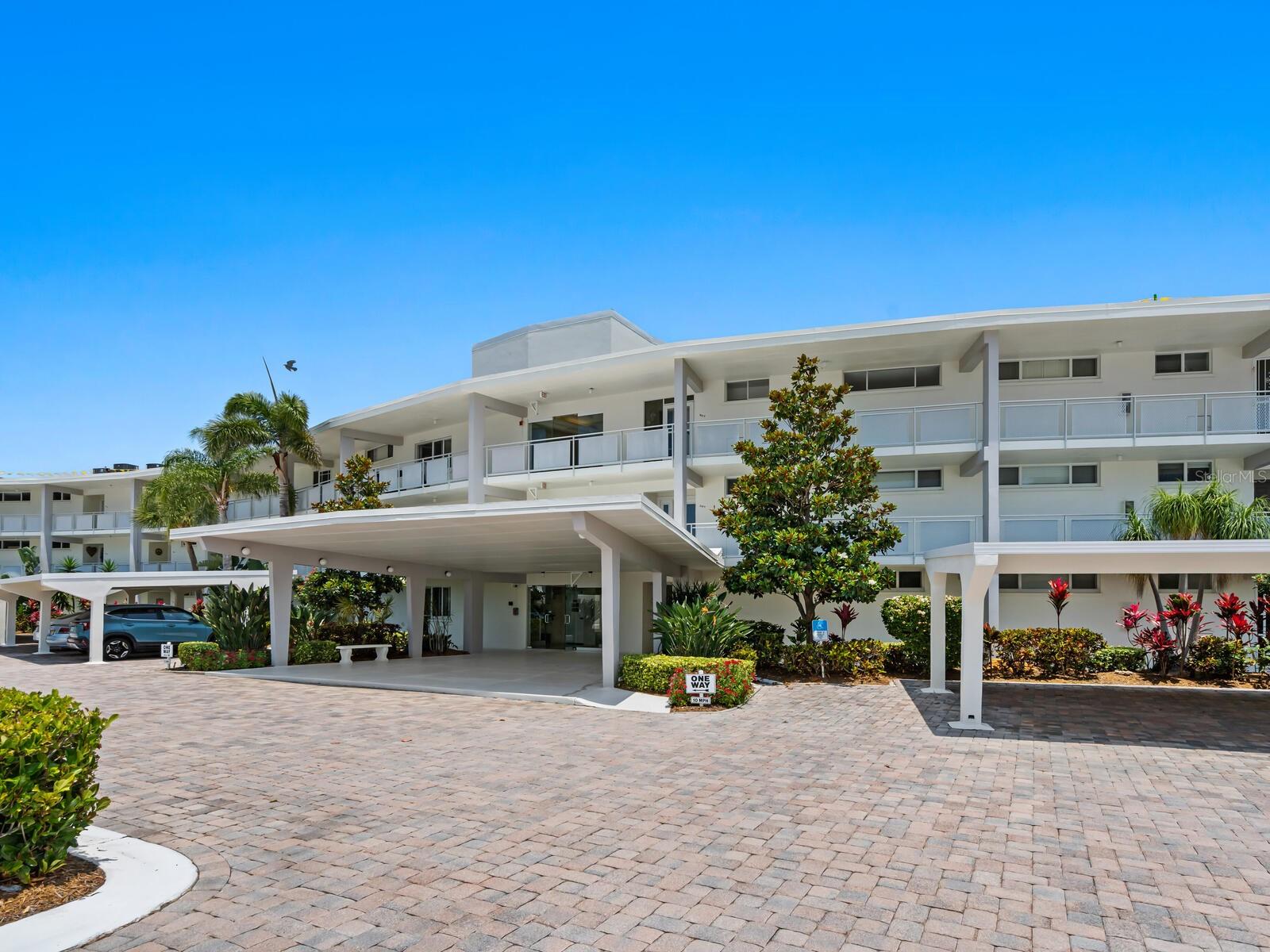 Details for 100 Sands Point Road 305, LONGBOAT KEY, FL 34228