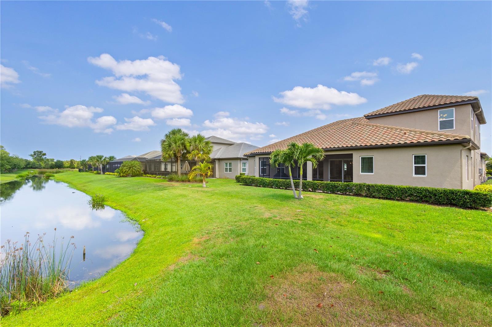 Listing photo id 45 for 6337 Rivo Lakes Blvd Boulevard