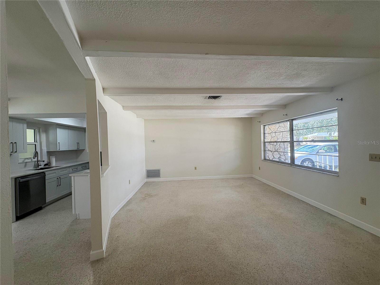 Image 5 of 22 For 2025 Amanda Drive