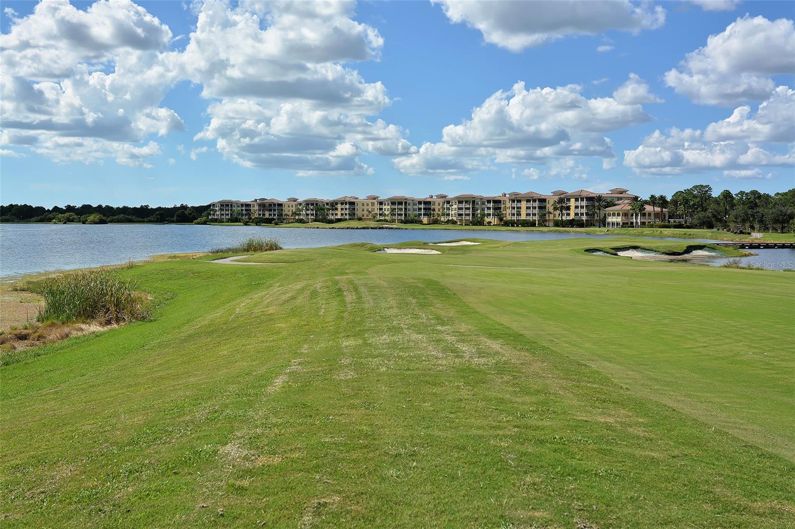 Listing photo id 70 for 6406 Watercrest Way 402